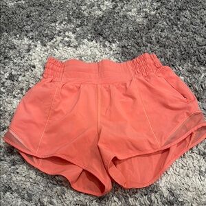 Lululemon athletic hotty hot 2.5 shorts raspberry cream never worn